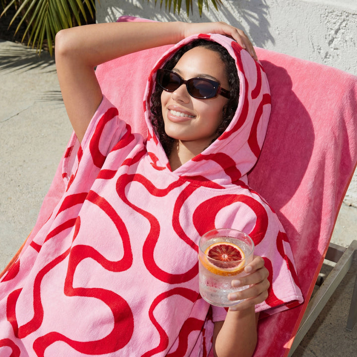 Lyserød Wavy Badeponcho